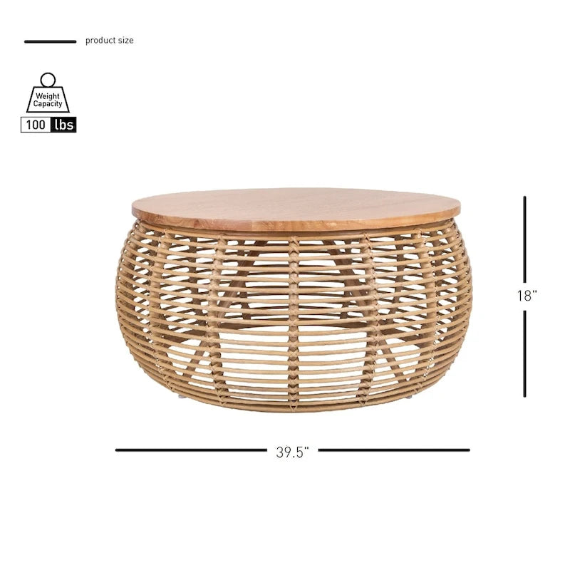 Runder Couchtisch aus Rattan mit natürlicher Honig-Optik im Küstenstil