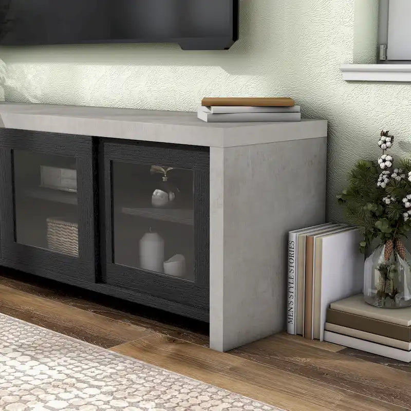 Multifunctioneel modern tv-meubel van 71 inch met glazen schuifdeuren en opbergruimte