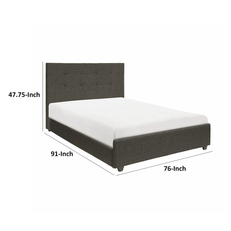 Letto king-size con base a piattaforma, testiera imbottita capitonné e struttura in legno massello grigio.